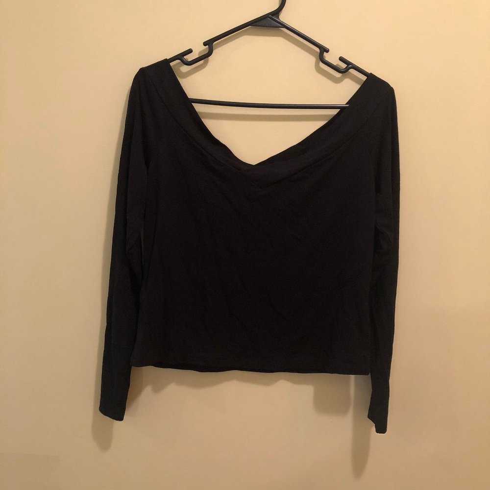 Off the Shoulder Long Sleeve T-Shirt